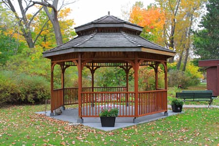 Gazebos & Outdoor Activities